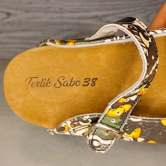 Mickey Mouse sandal - Picture 4 of 5